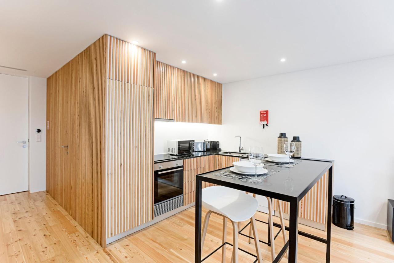 Studio Duplex W Ac Near River Front By Lovelystay 포르투 외부 사진